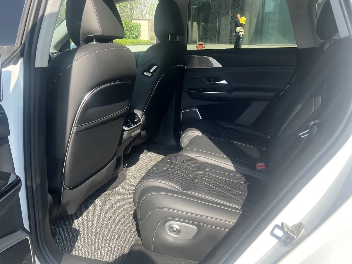 2022 Jeep Gladiator 3.6L 284HP V6 8AT,autocango,china used car exporter,china ev exporter,chinese used car exporter,chinese used ev exporter