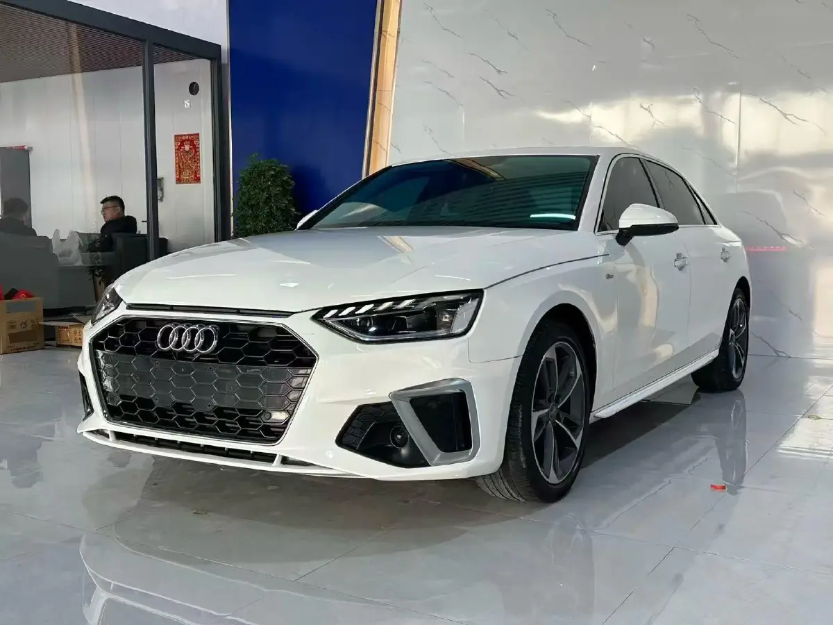 2020 Audi A4L 2.0T 190HP L4 7DCT
