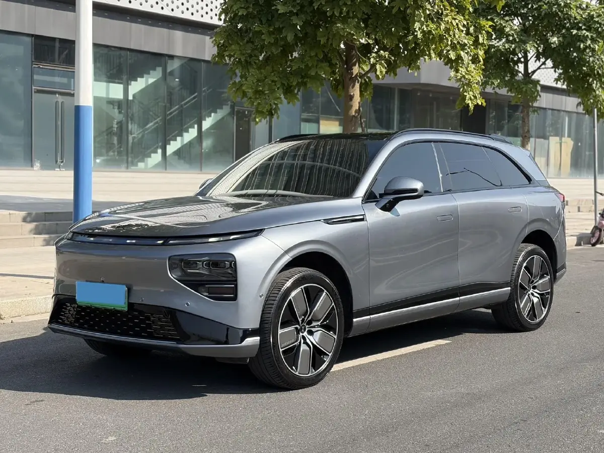 2022 Xpeng G9 BEV 98KWH