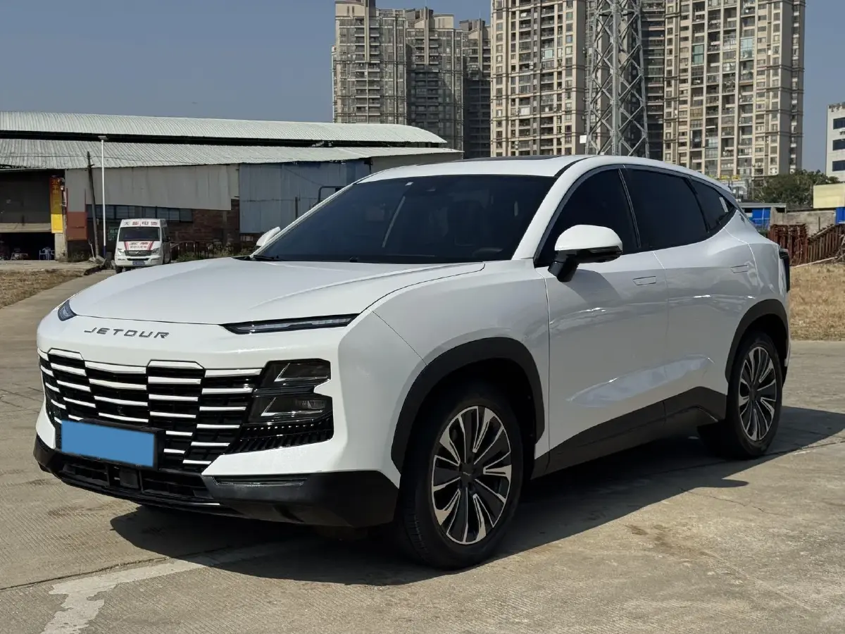 2022 Jetour DASHING 1.6T 197HP L4 7DCT