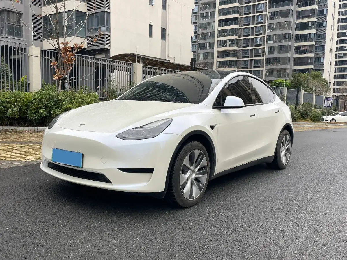 2022 BYD Tang 1.5T 139HP L4 E-CVT PHEV 45.8KWH