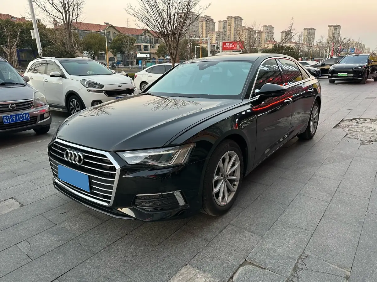 2020 Audi A6L 2.0T 190HP L4 7DCT