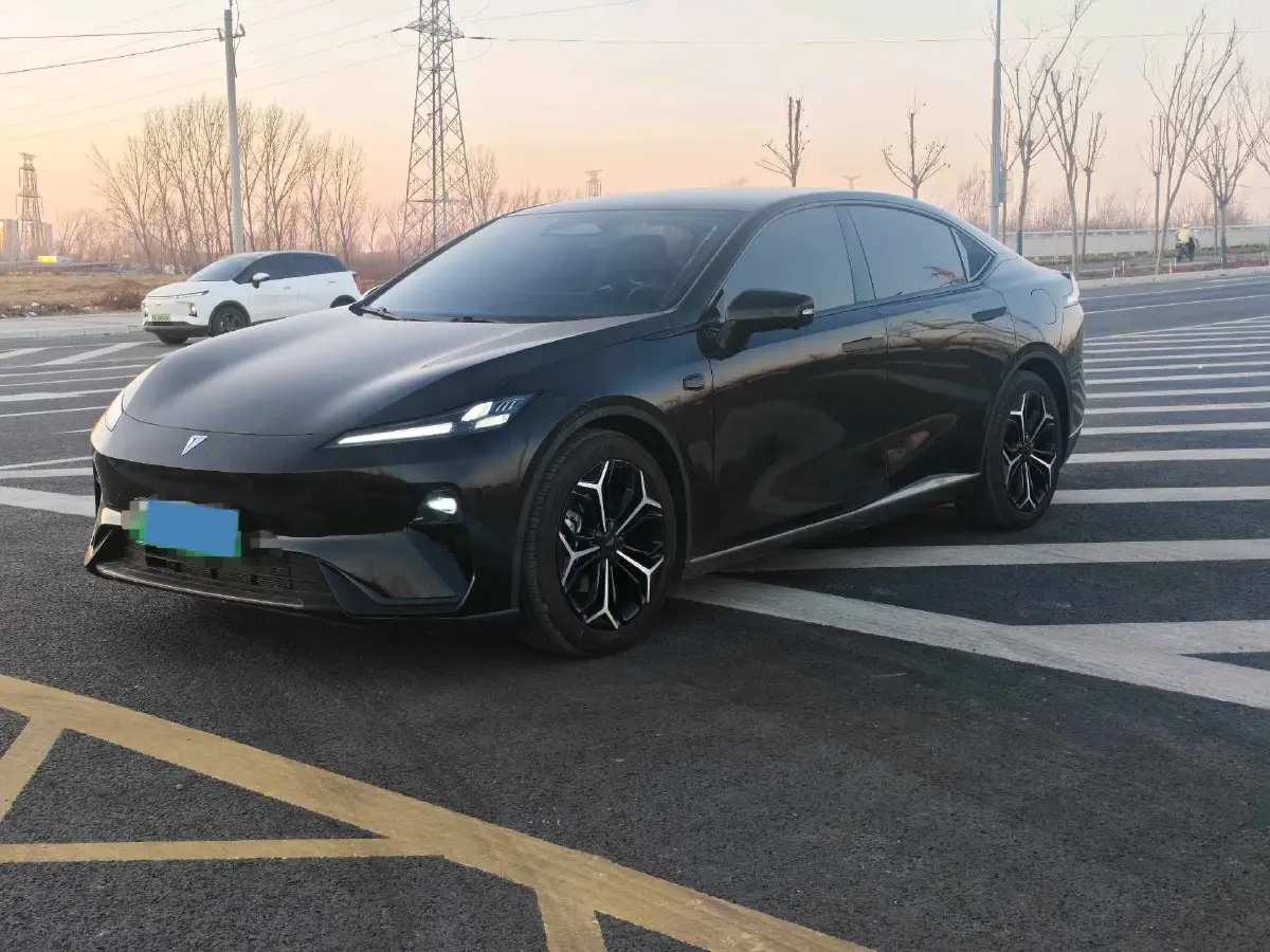 2025 Deepal L07 1.5L 98HP L4 REEV 28.39KWH