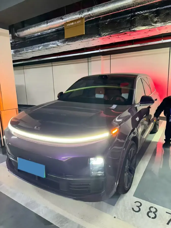 2022 Li L9 Range Extended 154HP REEV 42.6KWH