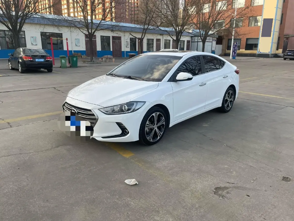 2018 Hyundai Elantra 1.4T 130HP L4 7DCT
