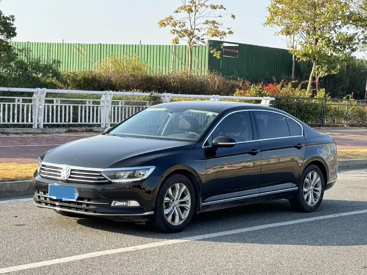2019 Volkswagen Magotan 2.0T 186HP L4 7DCT