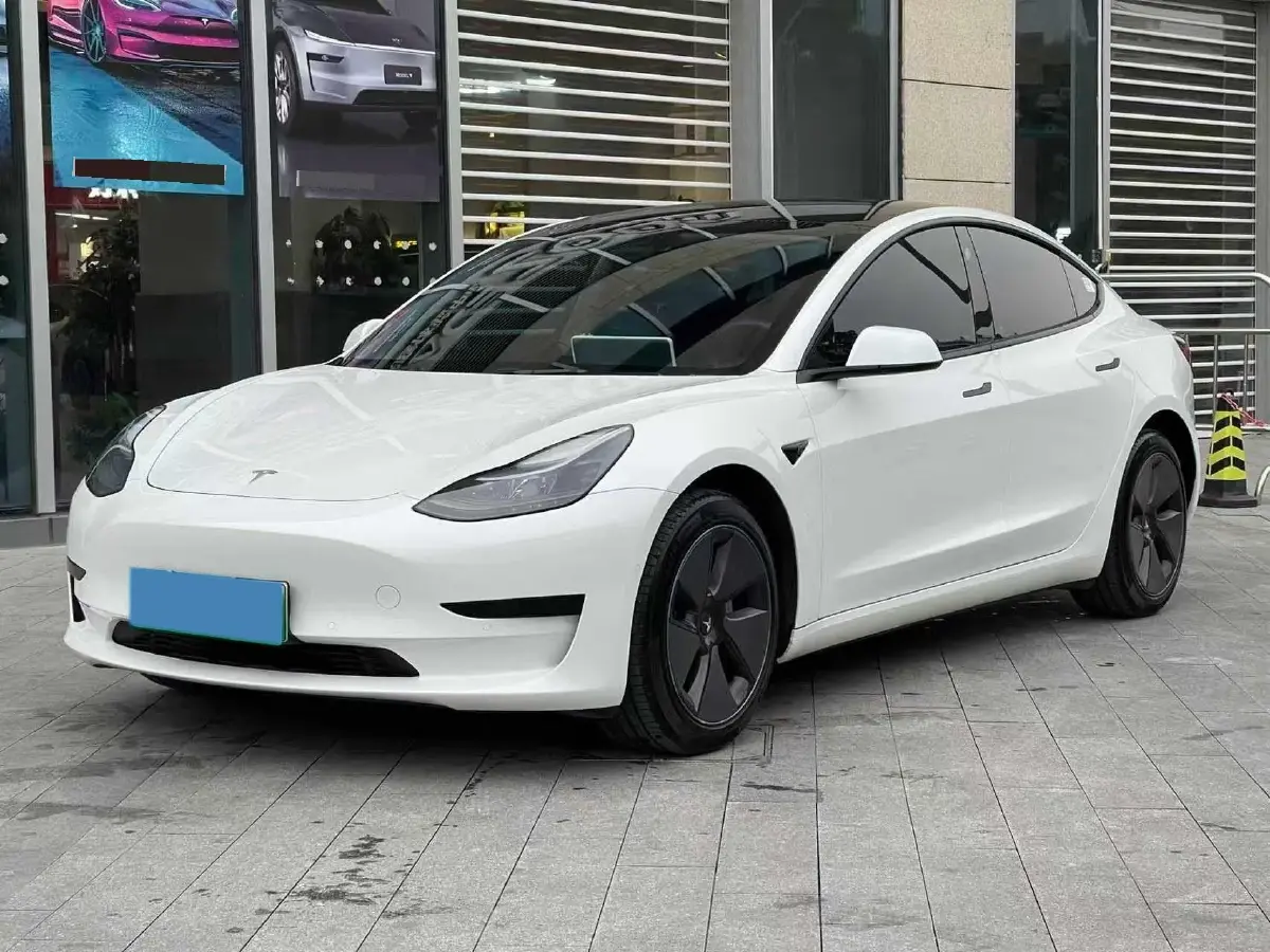 2022 Tesla Model 3 BEV 60KWH