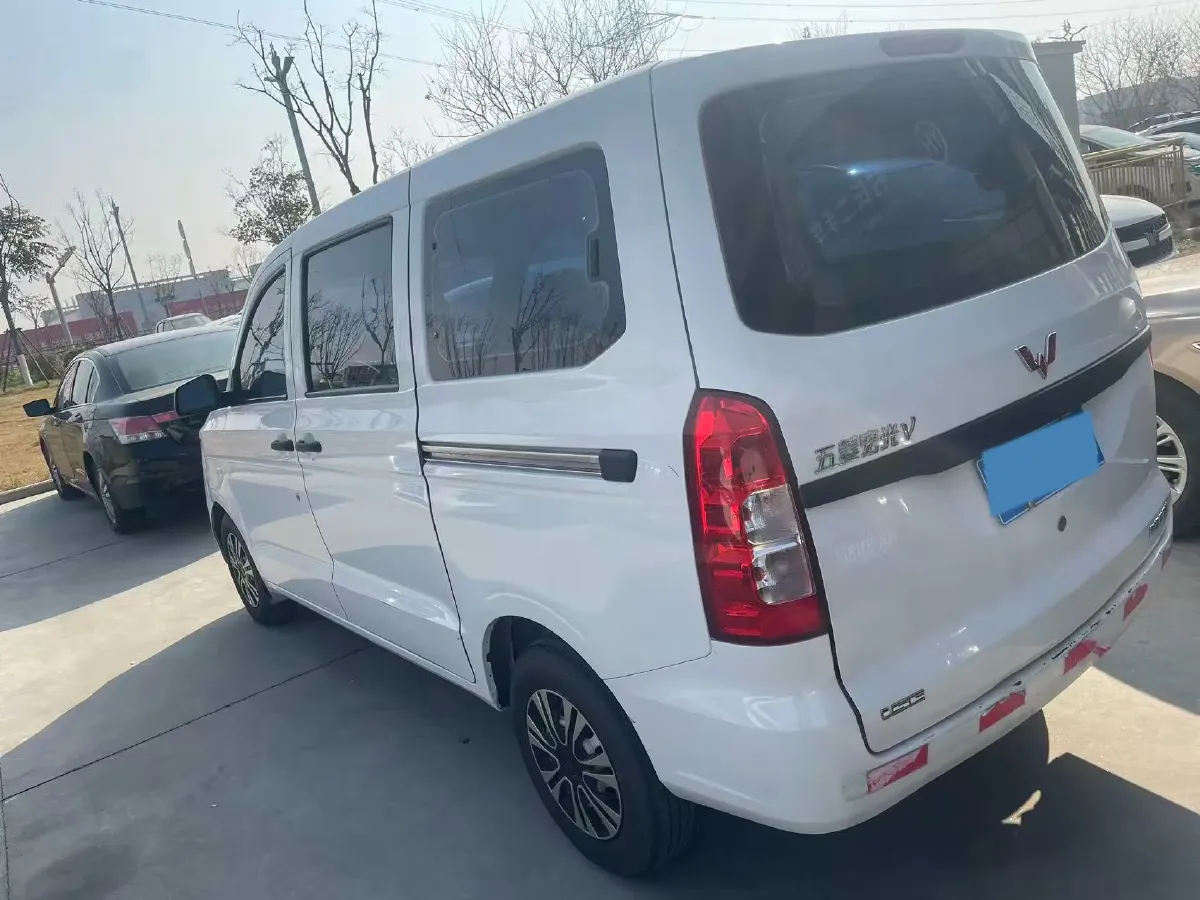 2021 ChangAn KuaYue KuaYueWang X3 1.6L 122HP L4 5MT,autocango,china used car exporter,china ev exporter,chinese used car exporter,chinese used ev exporter