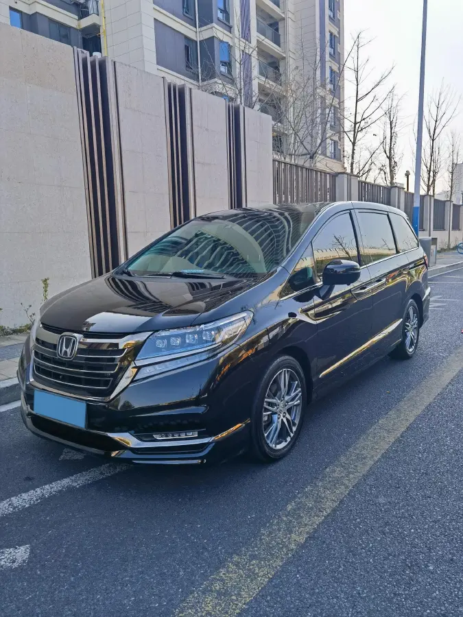 2019 Honda Elysioin 2.0L 146HP L4 E-CVT Hybrid