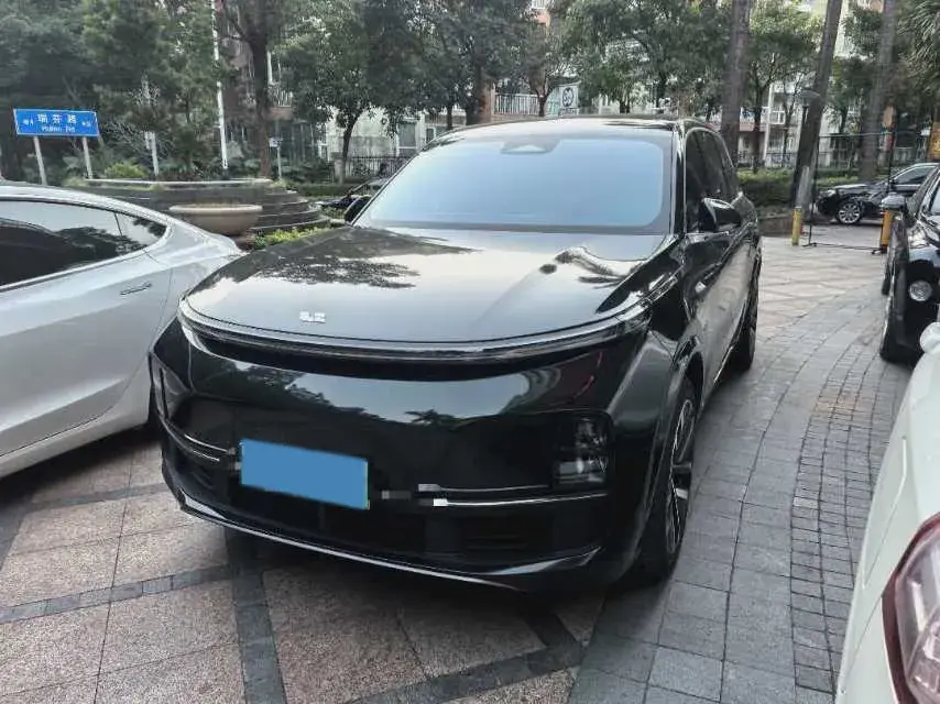 2023 Li L9 Range Extended 154HP REEV 42.6KWH