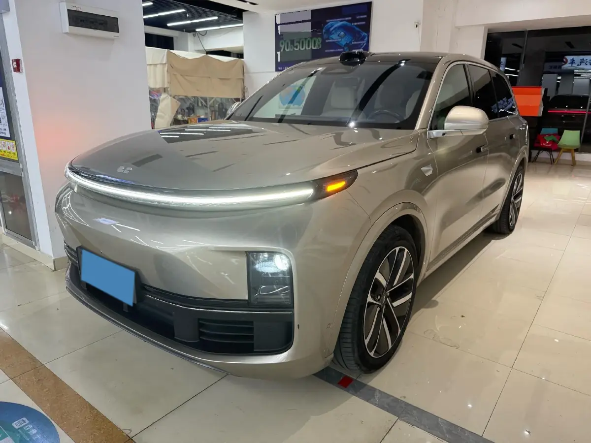2022 Li L9 Range Extended 154HP REEV 42.6KWH