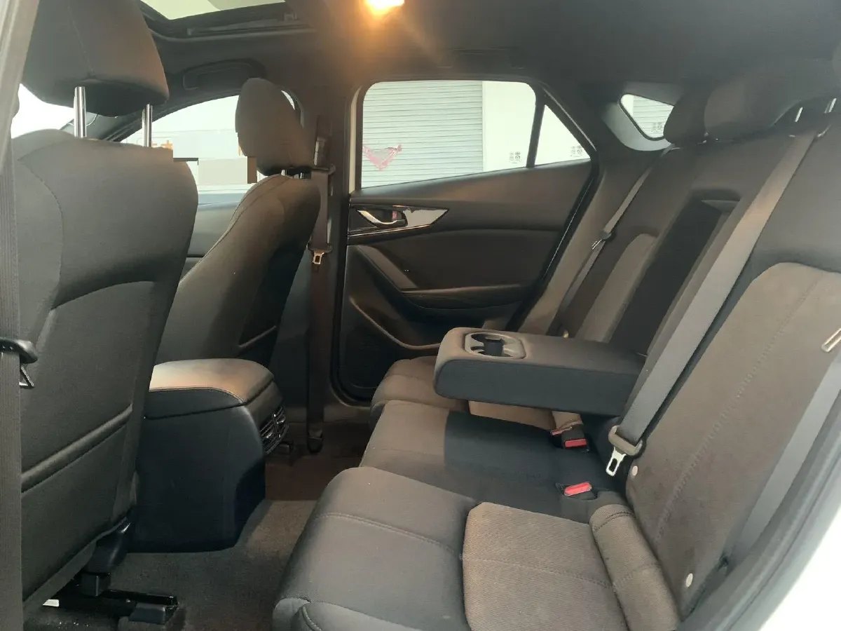 2021 Mazda CX-4 2.0L 158HP L4 6AT,autocango,china used car exporter,china ev exporter,chinese used car exporter,chinese used ev exporter