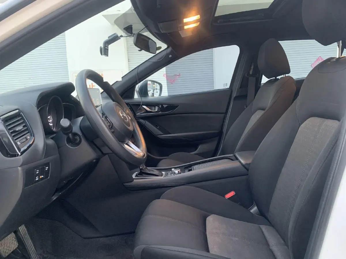 2021 Mazda CX-4 2.0L 158HP L4 6AT,autocango,china used car exporter,china ev exporter,chinese used car exporter,chinese used ev exporter