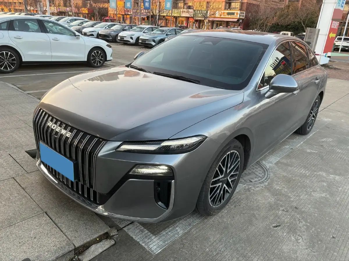 2025 Roewe M7 DMH 1.5L 112HP L4 1DHT PHEV