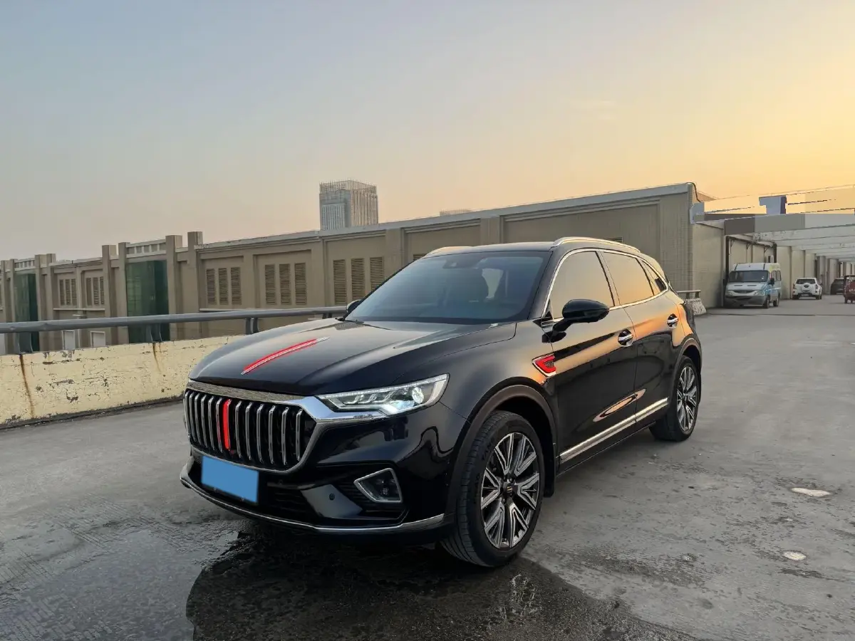 2022 HongQi HS5 2.0T 224HP L4 6AT