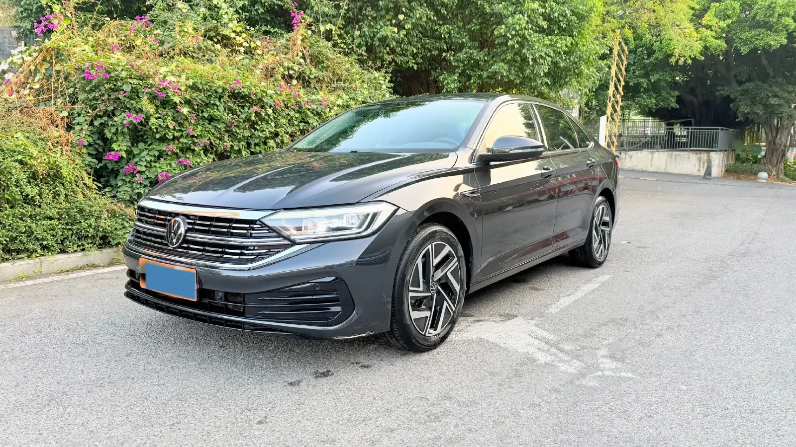 2023 Volkswagen Sagitar 1.5T 160HP L4 7DCT