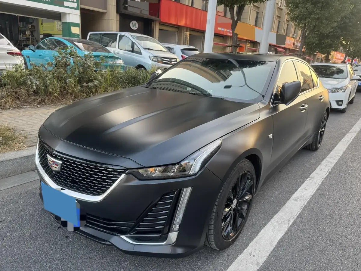 2022 Cadillac CT5 2.0T 237HP L4 10AT