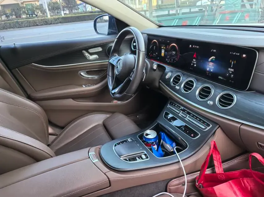 2022 Mercedes-Benz E Class 2.0T 197HP L4 9AT,autocango,china used car exporter,china ev exporter,chinese used car exporter,chinese used ev exporter