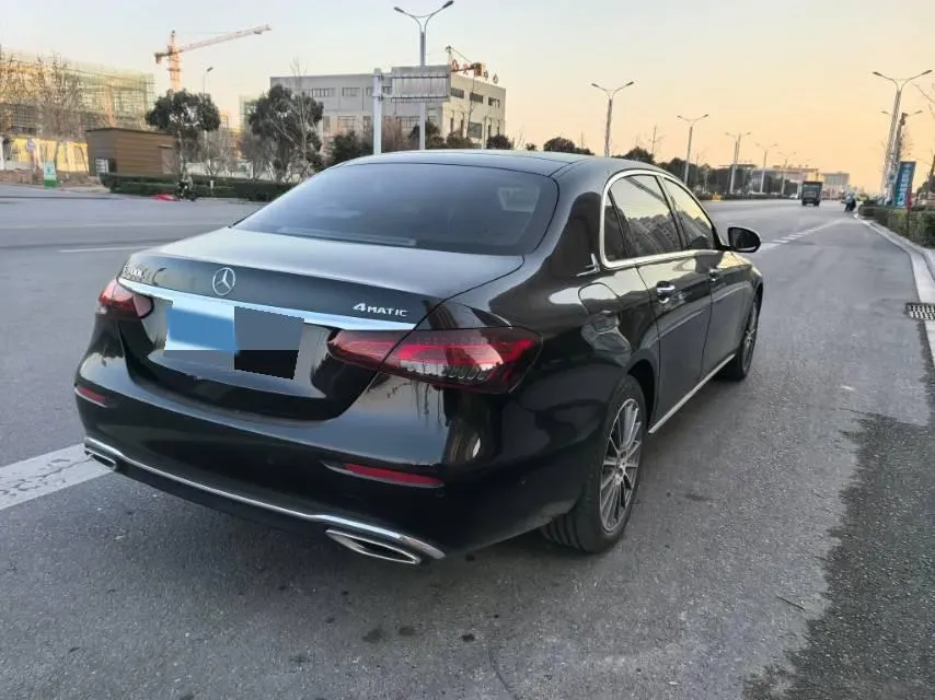 2022 Mercedes-Benz E Class 2.0T 197HP L4 9AT,autocango,china used car exporter,china ev exporter,chinese used car exporter,chinese used ev exporter