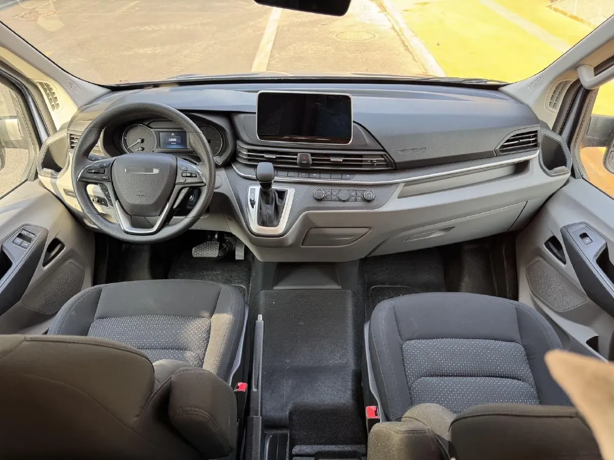 2021 MAXUS V90 RV 2.0T 148HP L4 6AT,autocango,china used car exporter,china ev exporter,chinese used car exporter,chinese used ev exporter