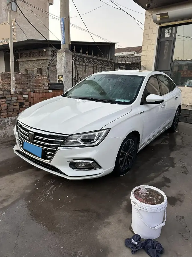 2020 Roewe i5 1.5L 120HP L4 CVT
