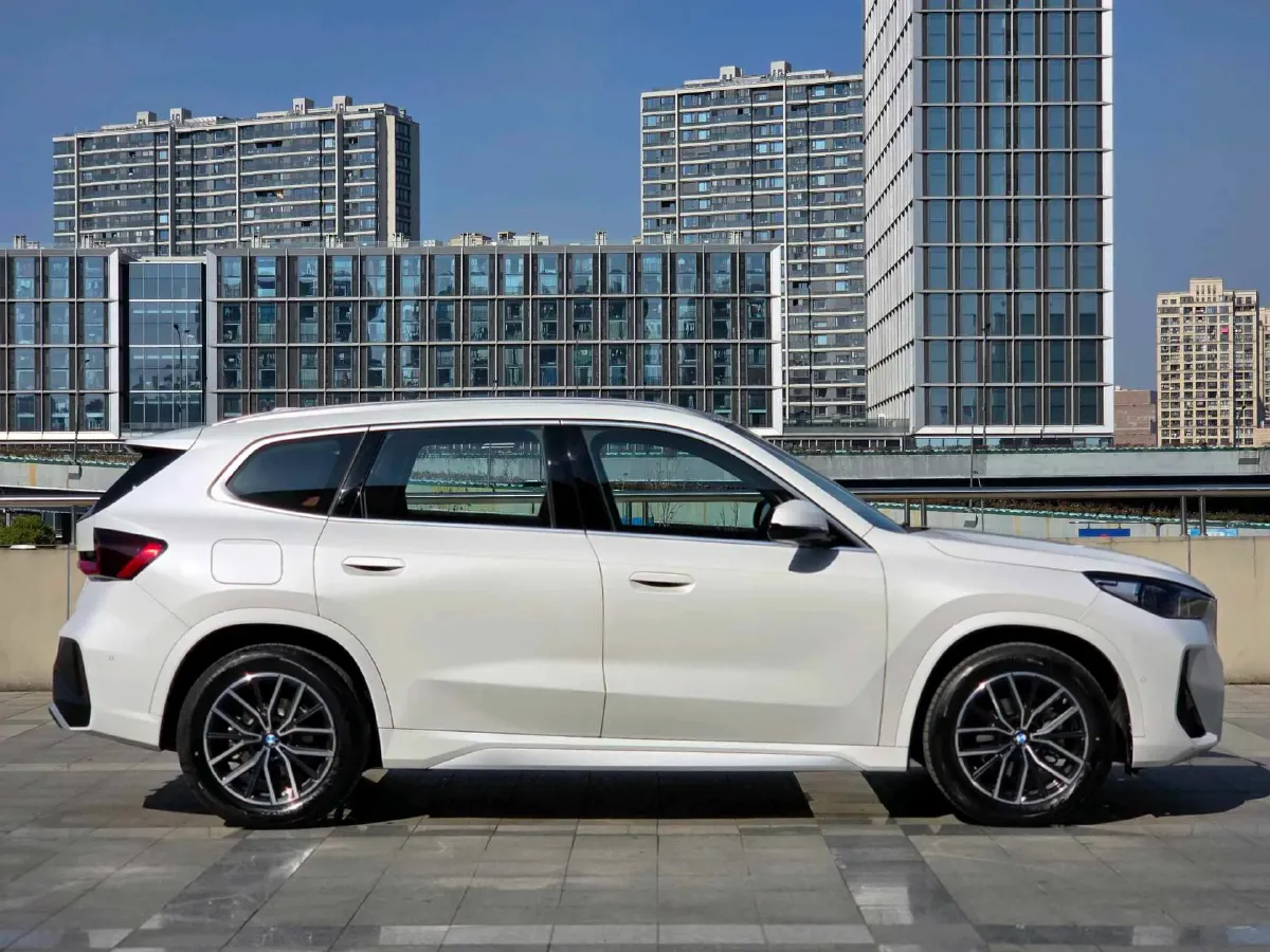 2025 Iveco 3.0T 179HP L4 8AT,autocango,china used car exporter,china ev exporter,chinese used car exporter,chinese used ev exporter