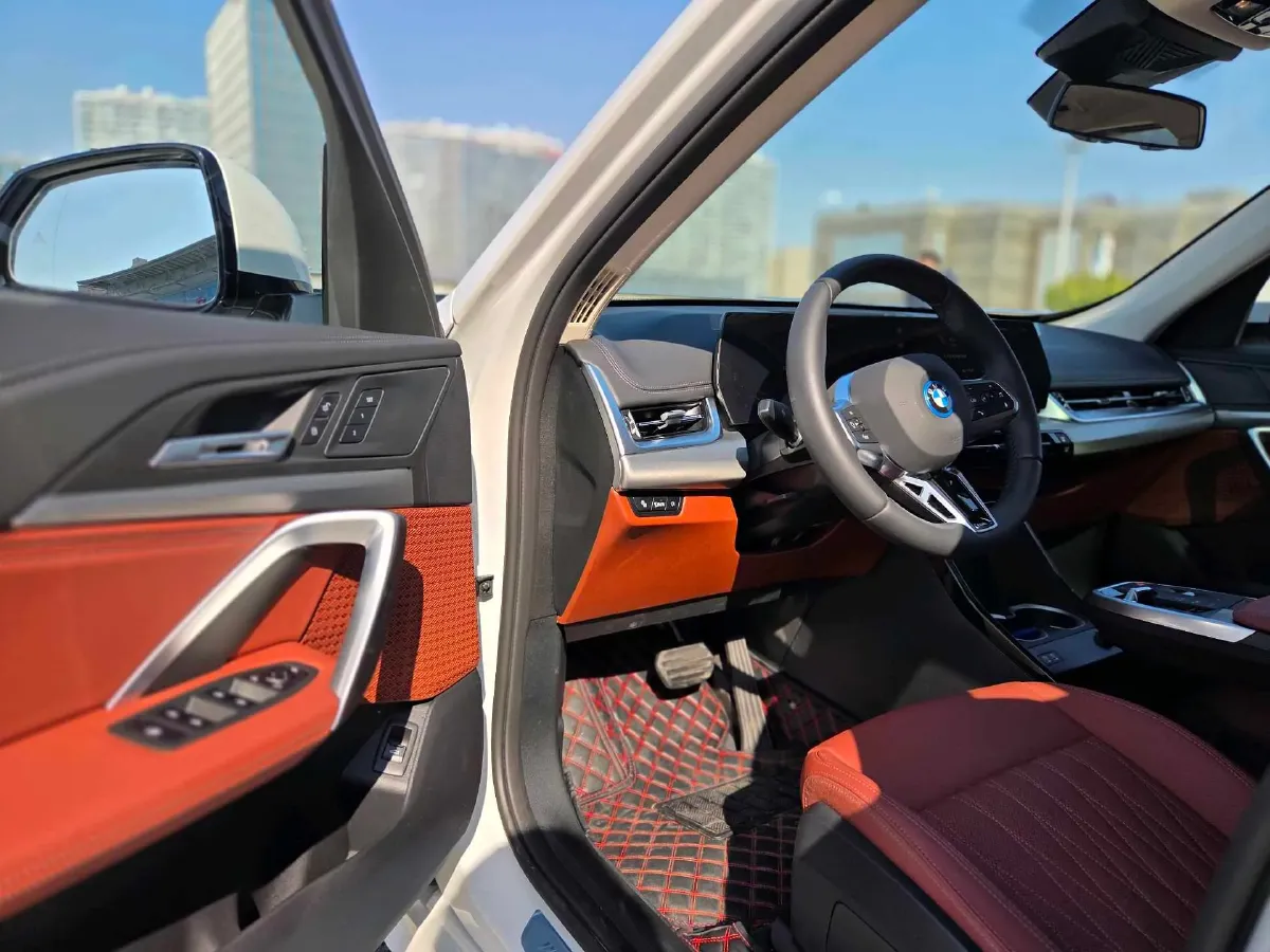 2025 Iveco 3.0T 179HP L4 8AT,autocango,china used car exporter,china ev exporter,chinese used car exporter,chinese used ev exporter