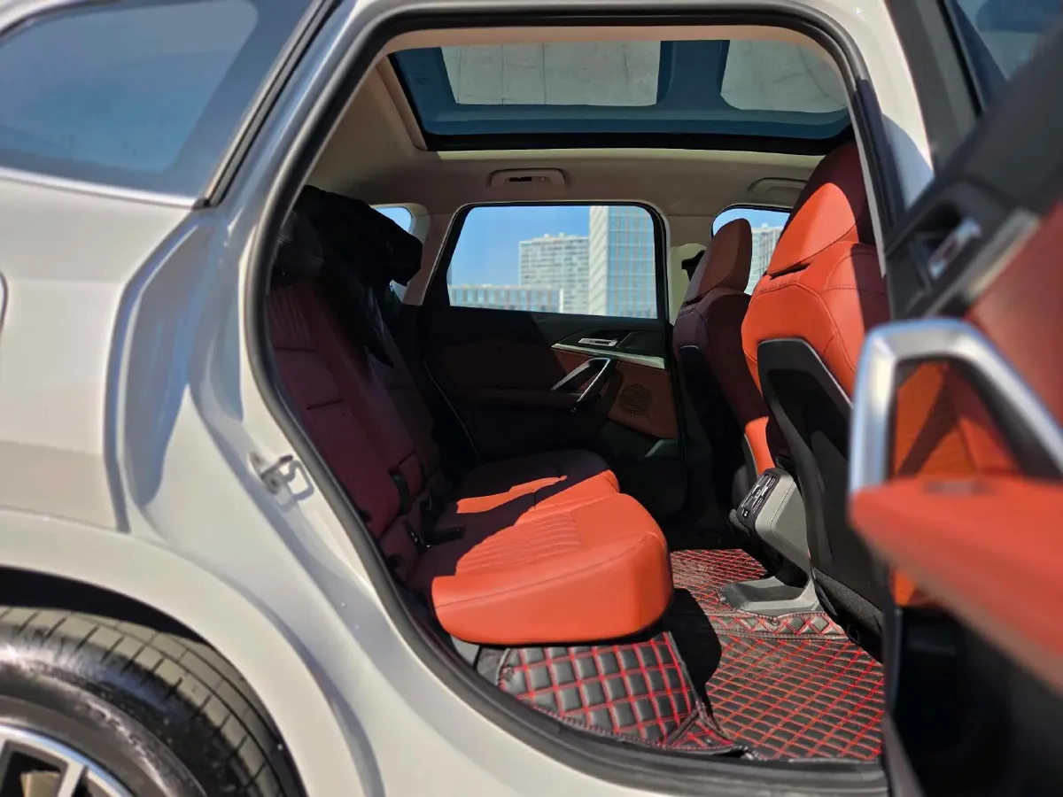 2025 Iveco 3.0T 179HP L4 8AT,autocango,china used car exporter,china ev exporter,chinese used car exporter,chinese used ev exporter