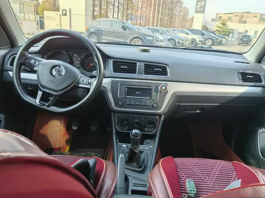 2017 Zotye Damy X7 1.8T 177HP L4 5MT,autocango,china used car exporter,china ev exporter,chinese used car exporter,chinese used ev exporter