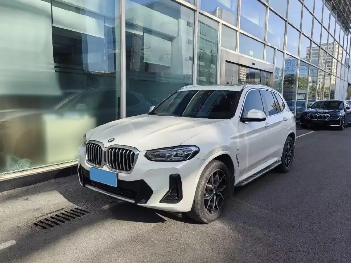 2022 BMW X3 2.0T 184HP L4 8AT