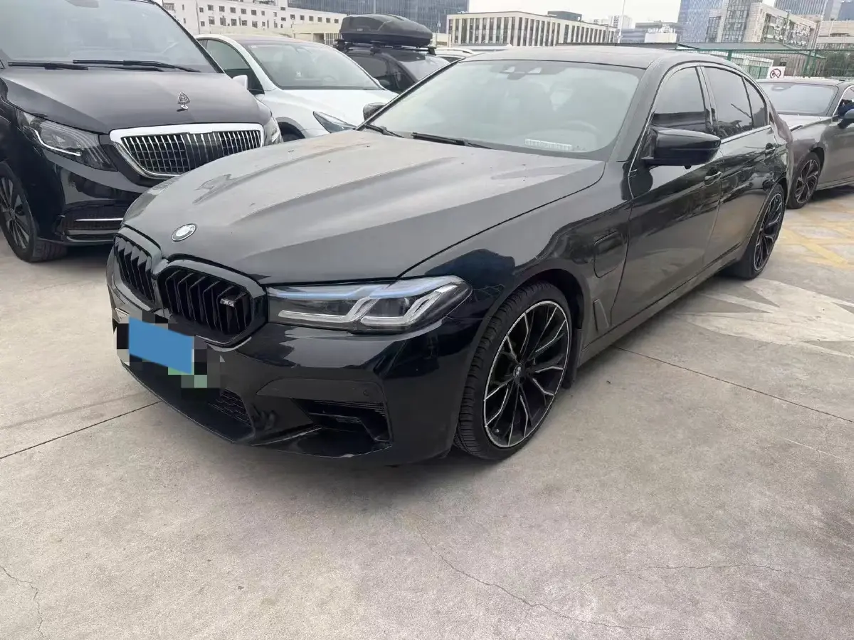 2020 BMW 5 Series 2.0T 184HP L4 8AT PHEV 17.7KWH