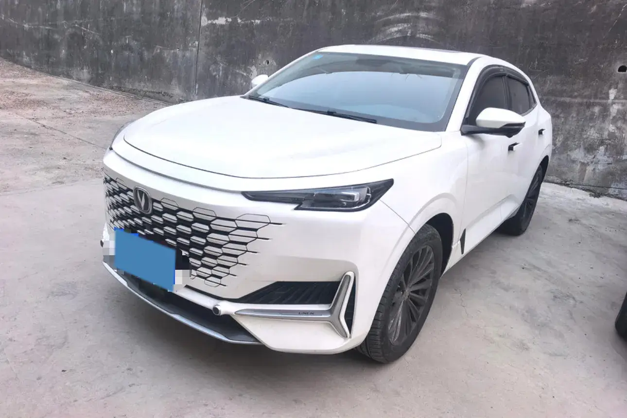 2021 ChangAn UNI-K 2.0T 233HP L4 8AT