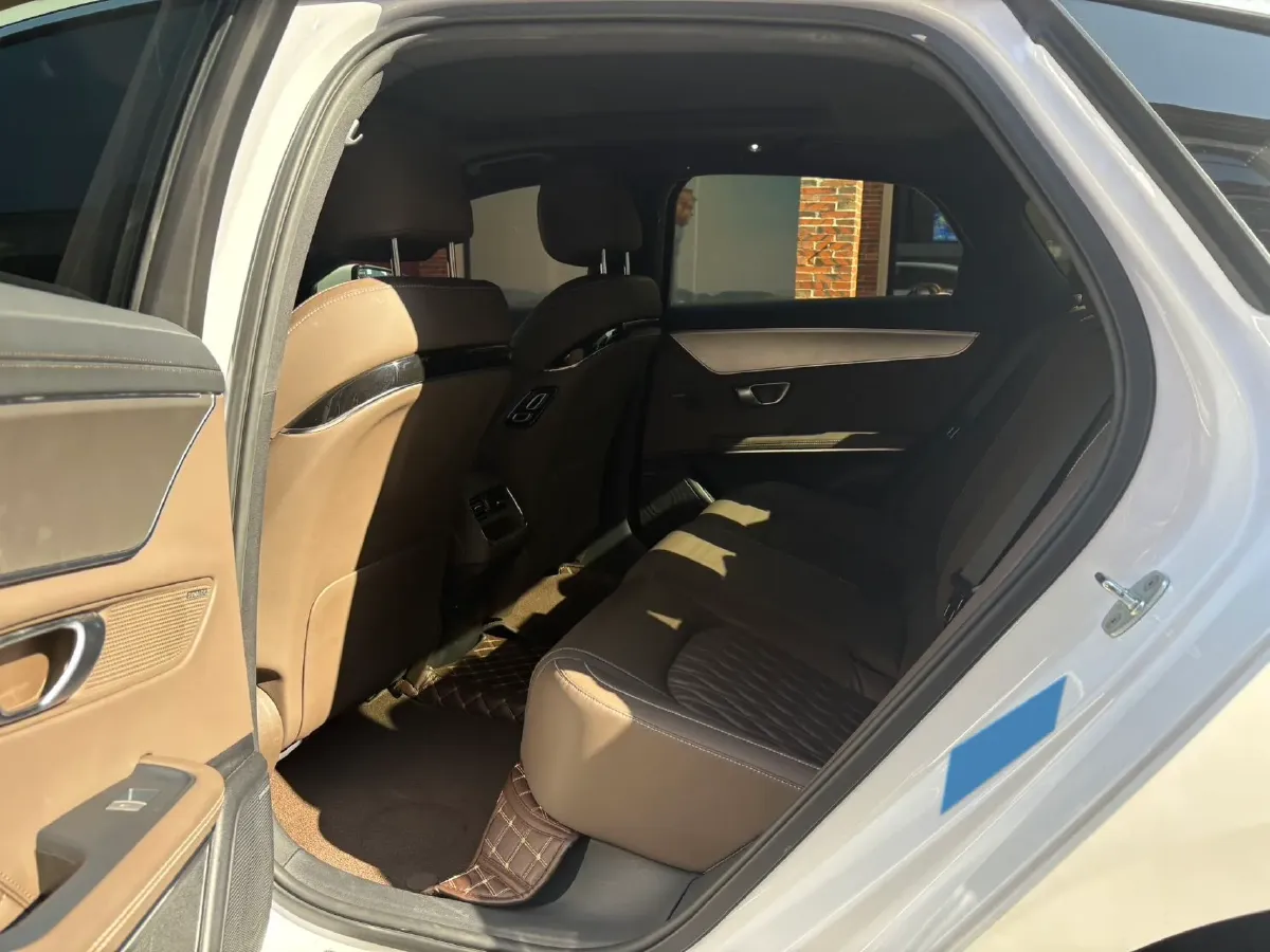 2022 Hycan A06 BEV 71KWH,autocango,china used car exporter,china ev exporter,chinese used car exporter,chinese used ev exporter