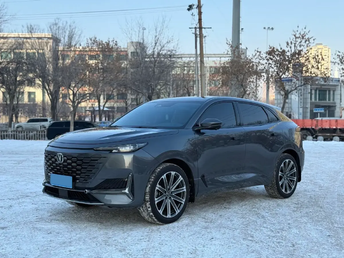 2021 ChangAn UNI-K 2.0T 233HP L4 8AT