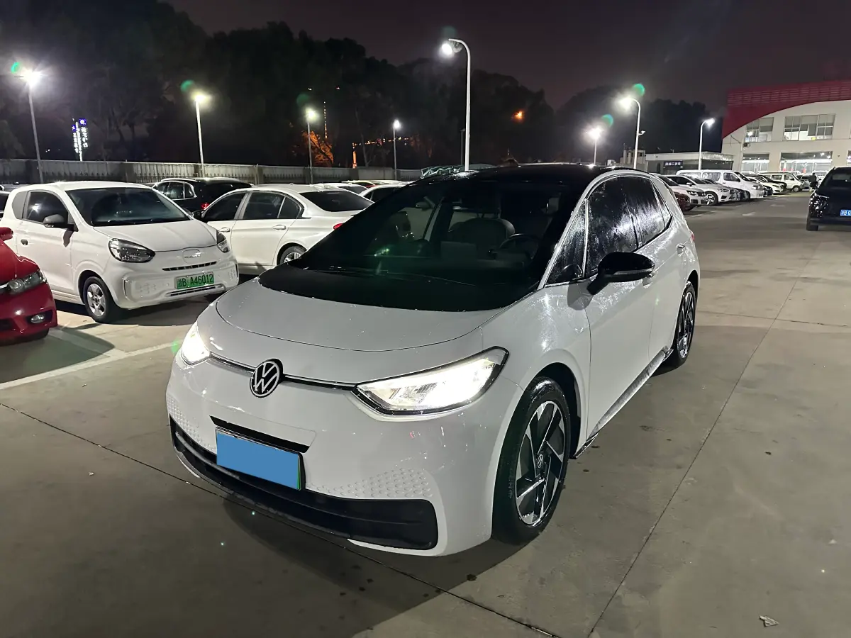 2024 Volkswagen ID.3 BEV 52.8KWH