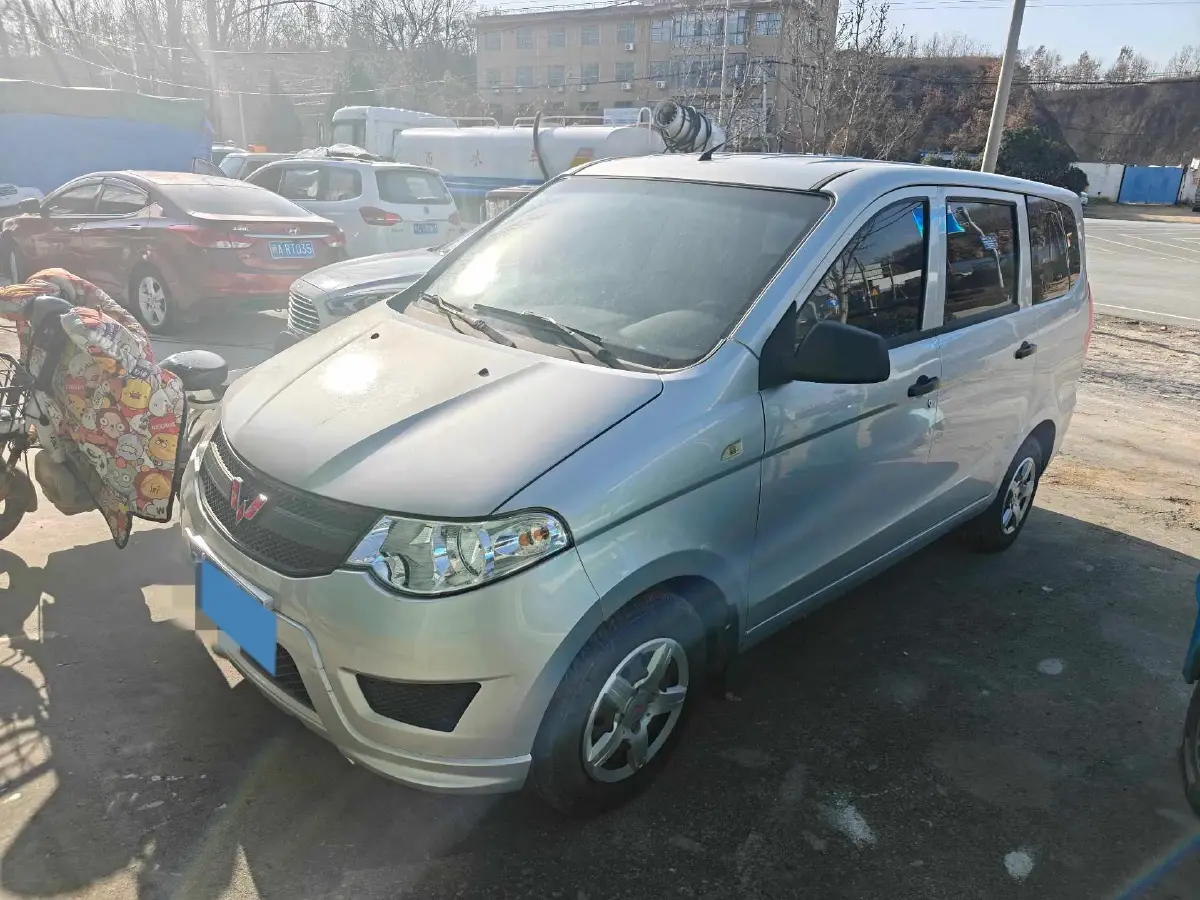 2018 WuLing HongGuang 1.5L 105HP L4 5MT