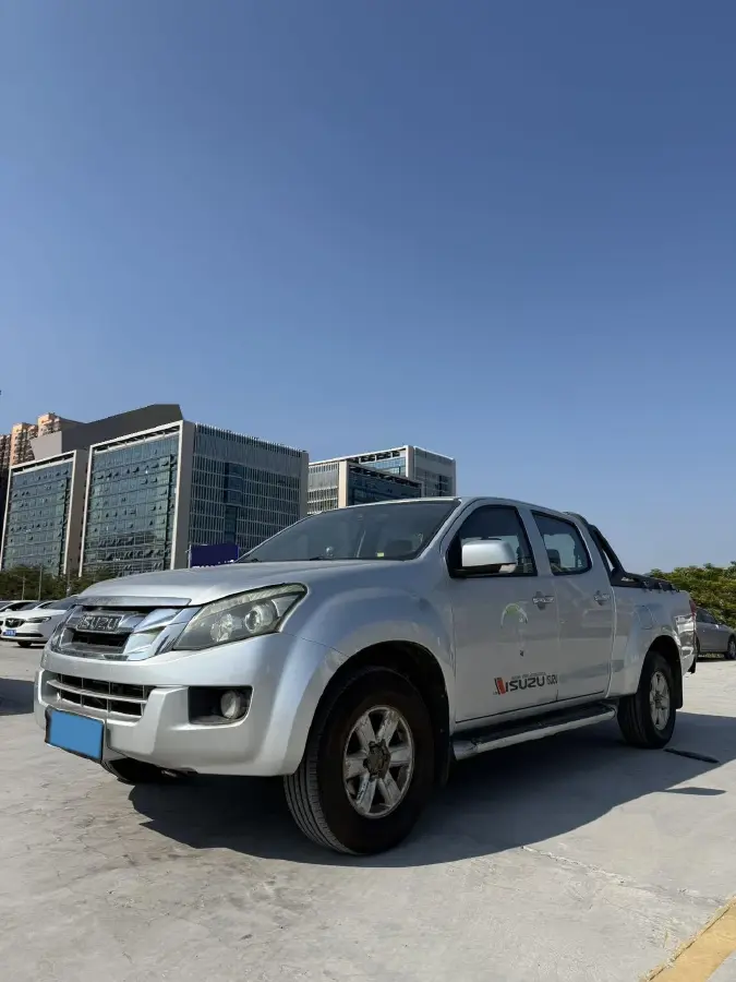 2019 Isuzu LingTuo 2.5T 129HP L4 6AT