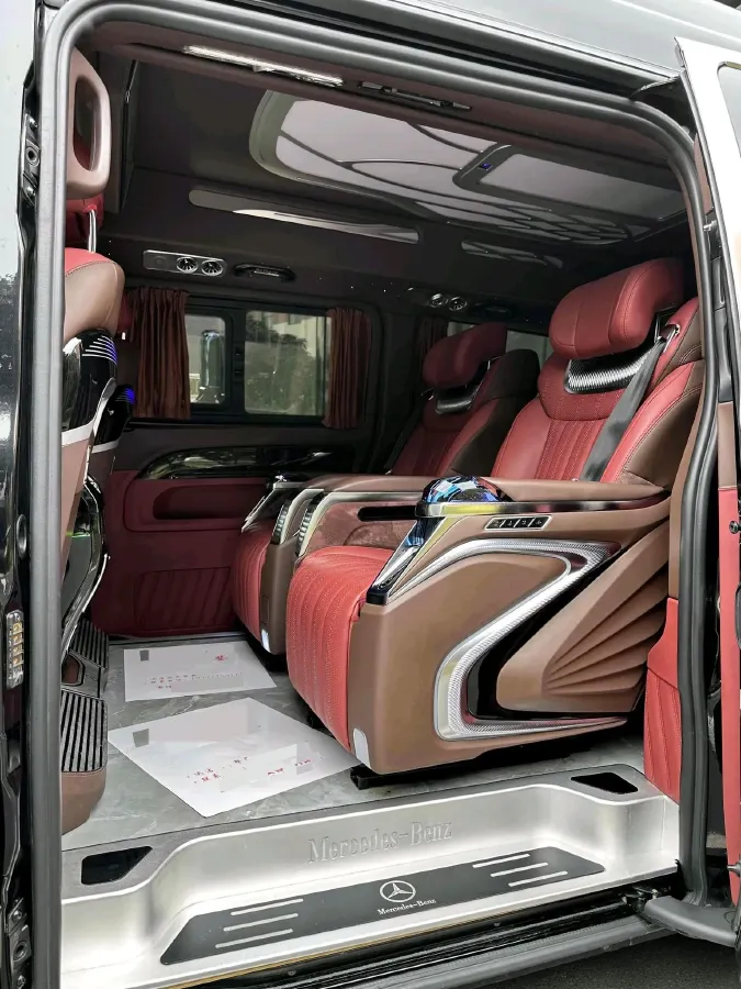 2021 Mercedes-Benz Vito 2.0T 211HP L4 9AT,autocango,china used car exporter,china ev exporter,chinese used car exporter,chinese used ev exporter