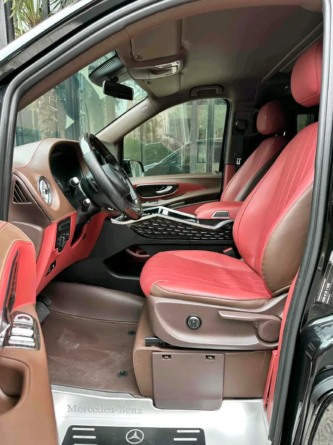 2021 Mercedes-Benz Vito 2.0T 211HP L4 9AT,autocango,china used car exporter,china ev exporter,chinese used car exporter,chinese used ev exporter