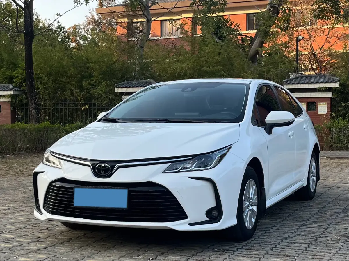 2019 Toyota Corolla 1.2T 116HP L4 CVT