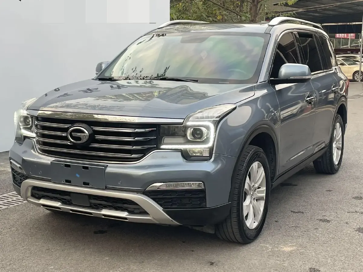 2017 GAC Trumpchi GS8 2.0T 201HP L4 6AT