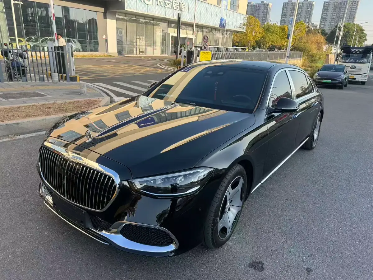 2025 Mercedes-Benz Maybach S Class 3.0T 380HP L6 9AT