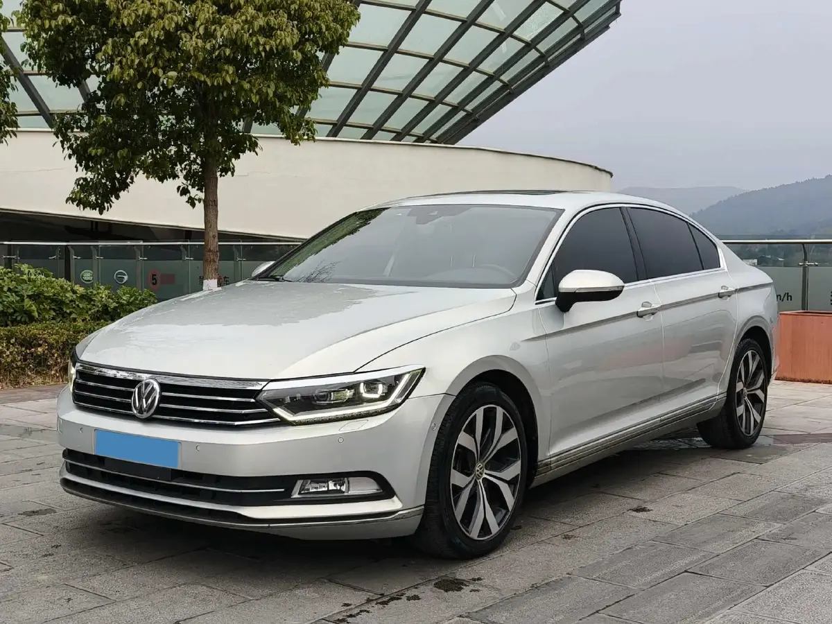 2018 Volkswagen Magotan 1.8T 180HP L4 7DCT