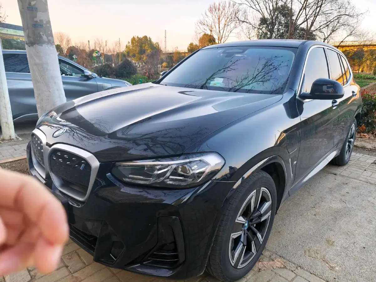 2024 BMW iX3 BEV 80KWH