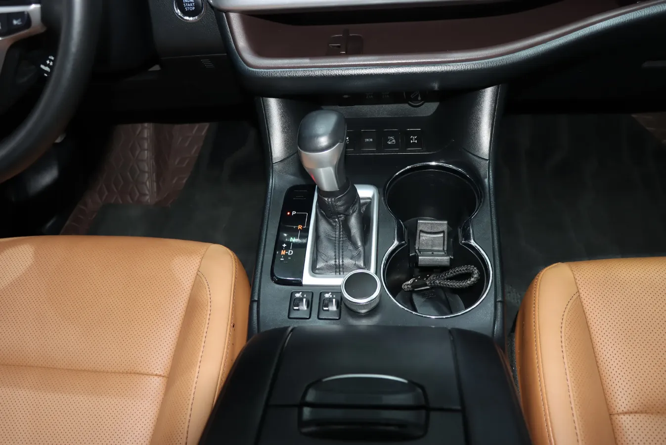 2019 HanTeng V7 1.5T 156HP L4 6AT,autocango,china used car exporter,china ev exporter,chinese used car exporter,chinese used ev exporter