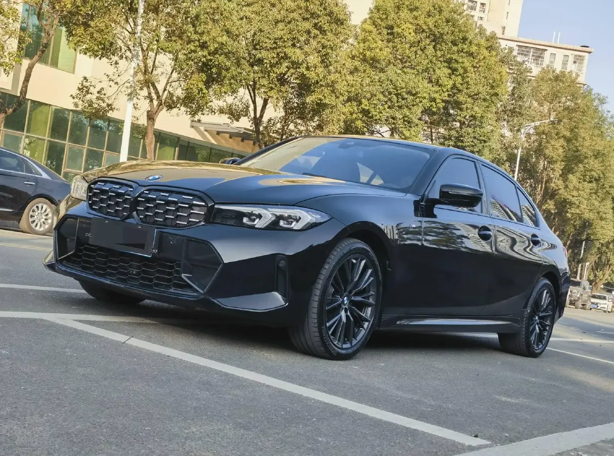 2023 BMW 3 Series 2.0T 184HP L4 8AT