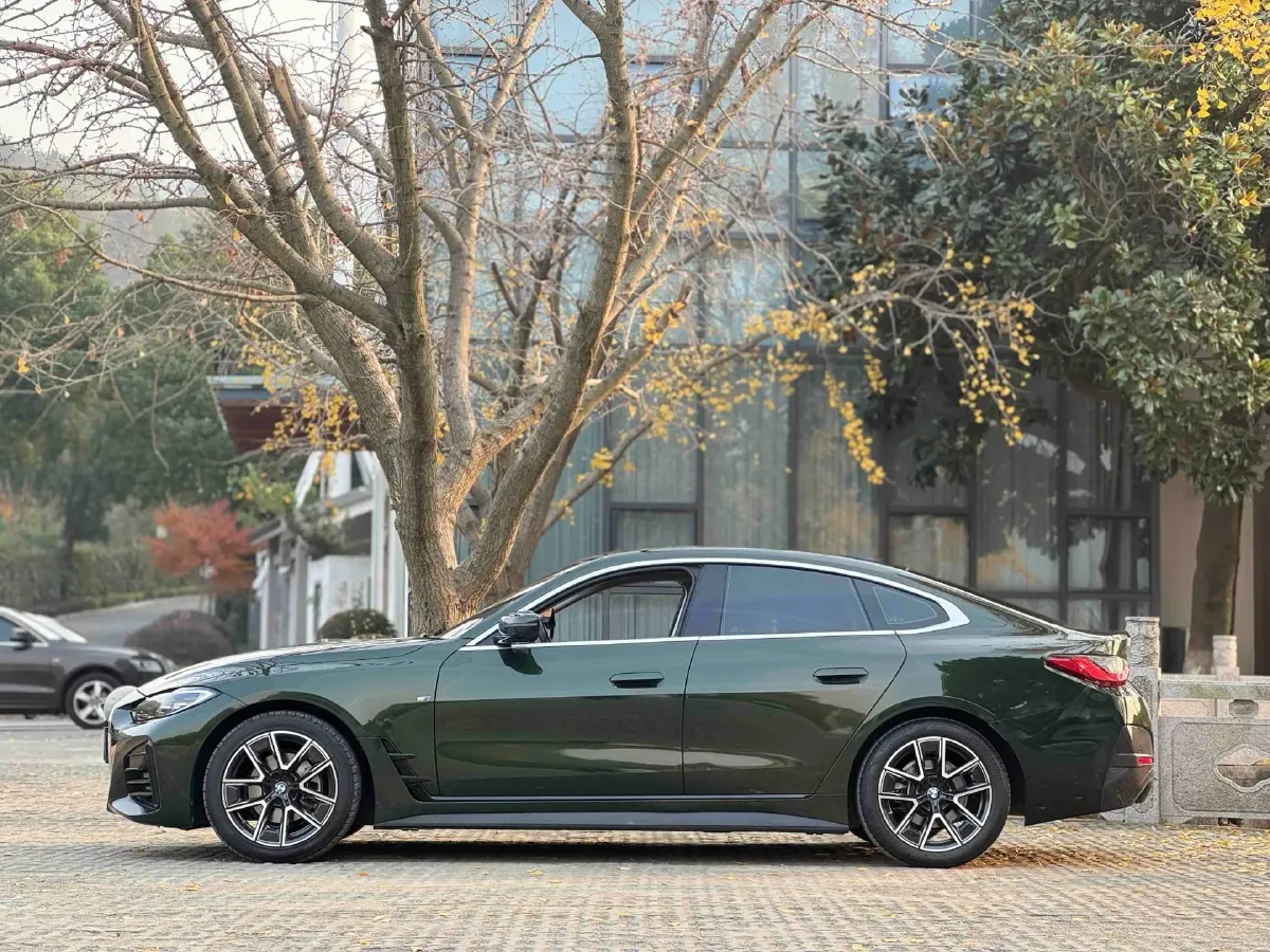 2022 BMW 8 Series 3.0T 333HP L6 8AT,autocango,china used car exporter,china ev exporter,chinese used car exporter,chinese used ev exporter