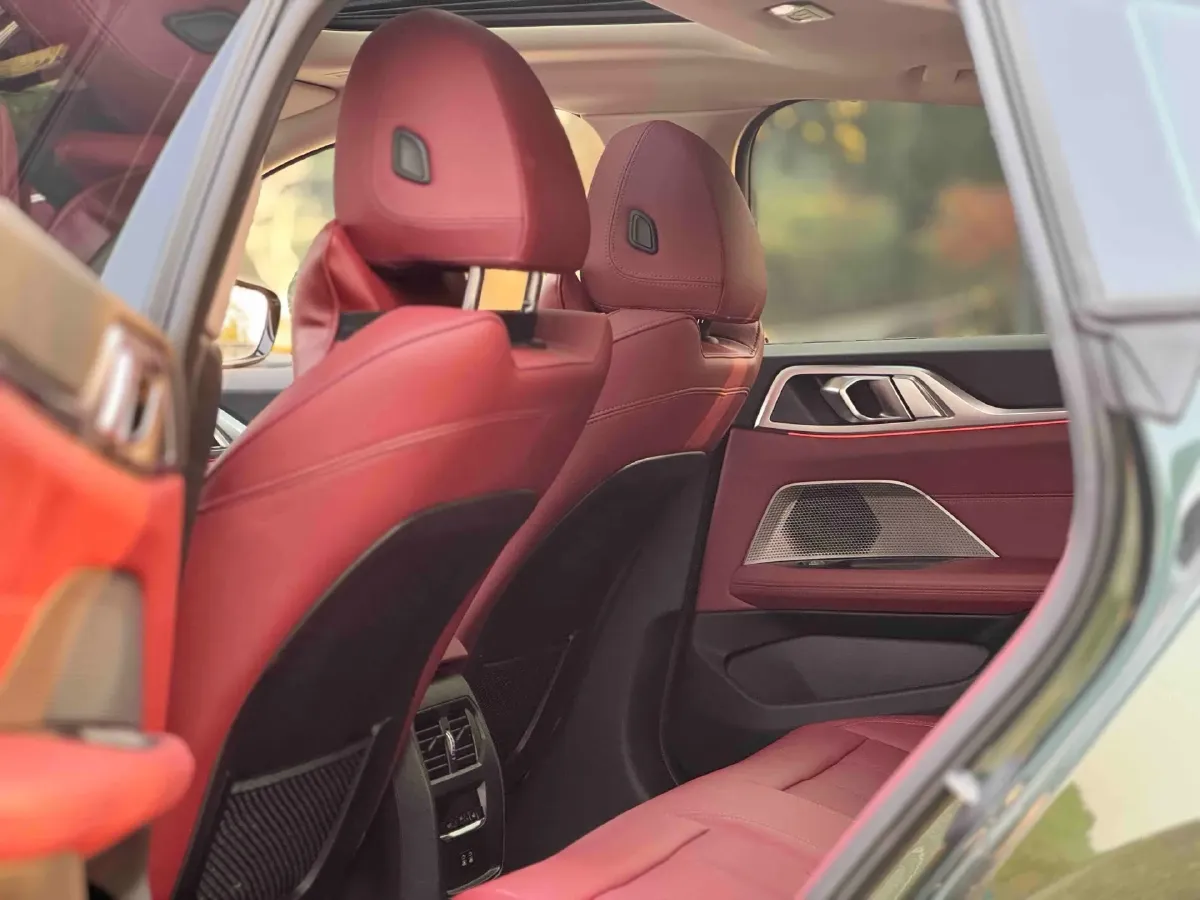 2022 BMW 8 Series 3.0T 333HP L6 8AT,autocango,china used car exporter,china ev exporter,chinese used car exporter,chinese used ev exporter