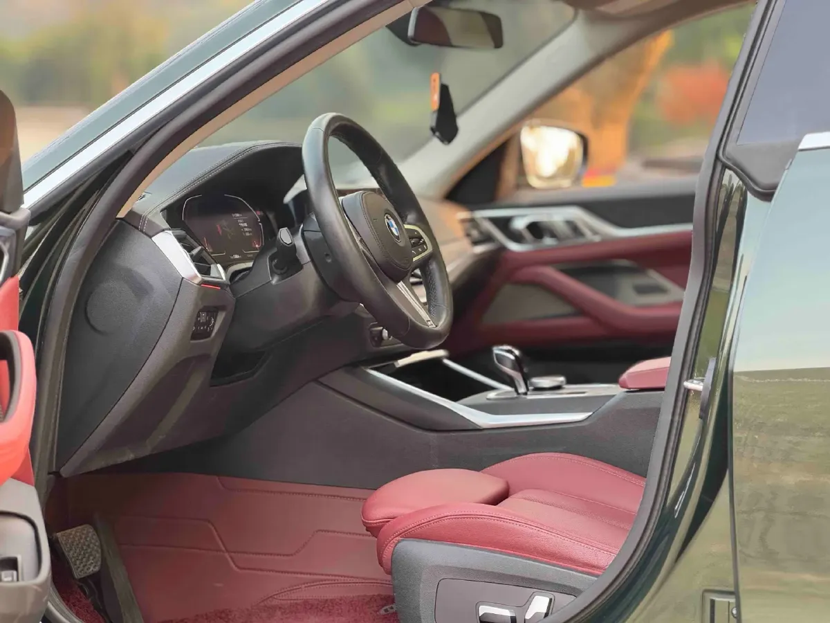 2022 BMW 8 Series 3.0T 333HP L6 8AT,autocango,china used car exporter,china ev exporter,chinese used car exporter,chinese used ev exporter