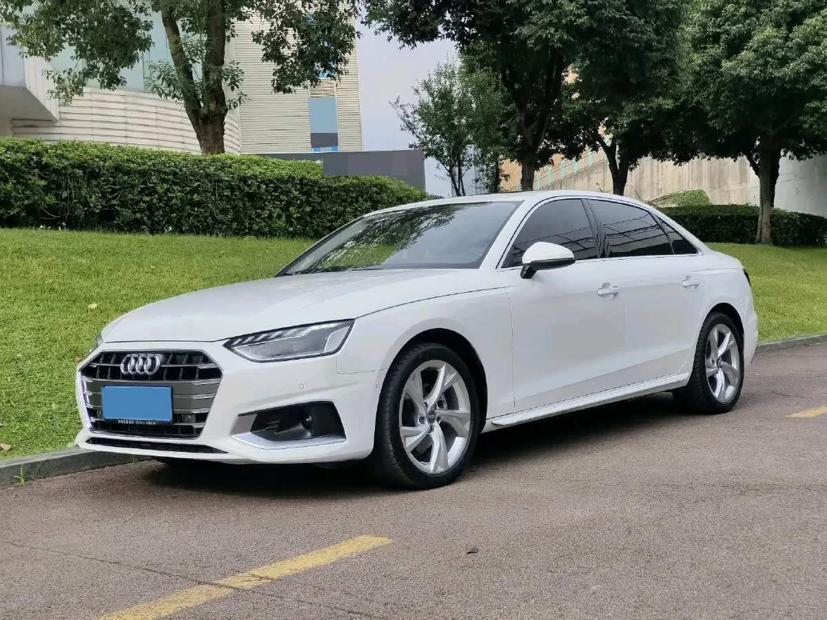 2020 Audi A4L 2.0T 190HP L4 7DCT